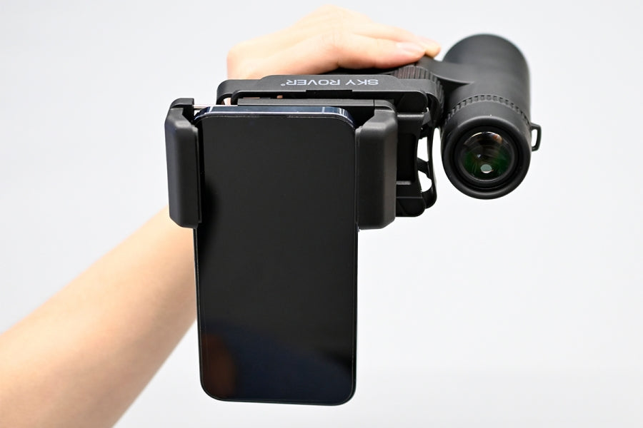 Universal Mobile Phone Adapter